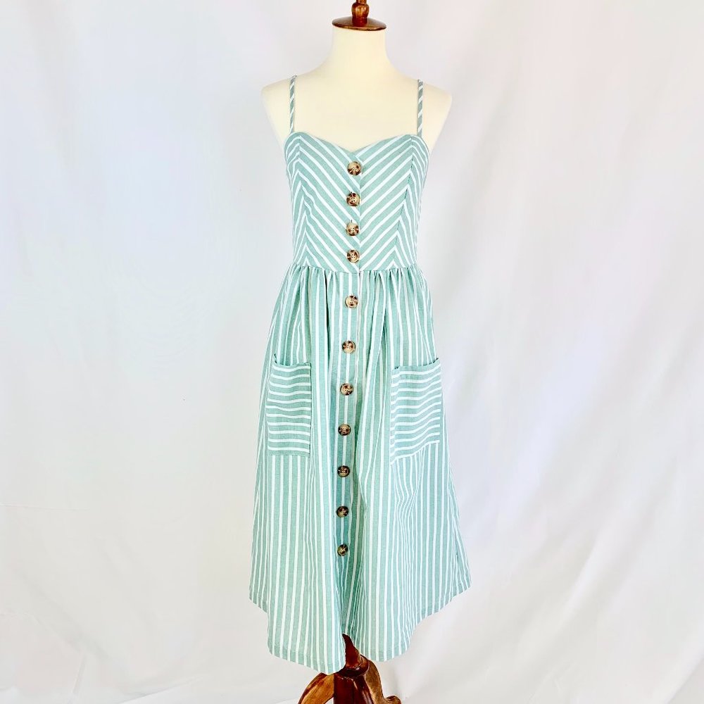 Green & White Button Front Midi Dress w/ Pockets